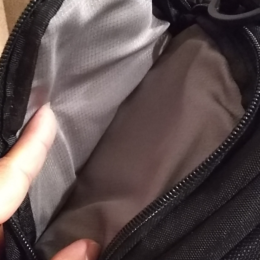 Case Logic Camera Case - Picture 3 of 8